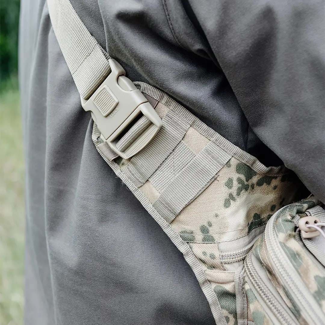 Тактична сумка через плече на стегно. Колір: пісочний камуфляж.