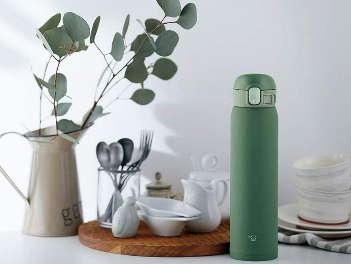 Термокружка Zojirushi SM-WA60GD 0.6 л ц:оливковый