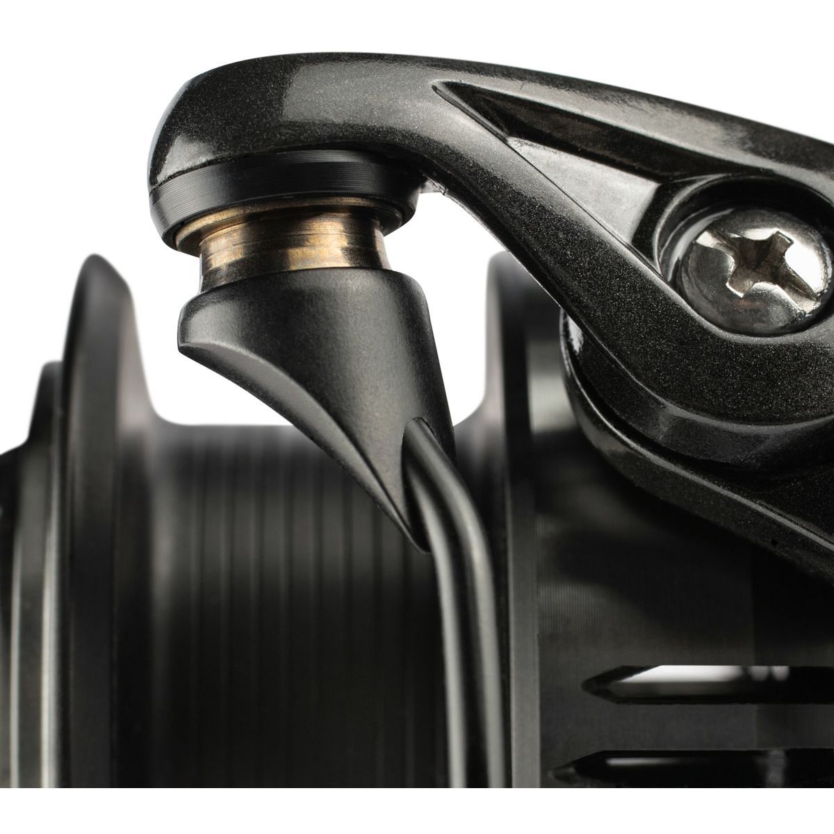 Котушка Favorite Sirius 2500S SRS25S1 12+1BB 5.2:1