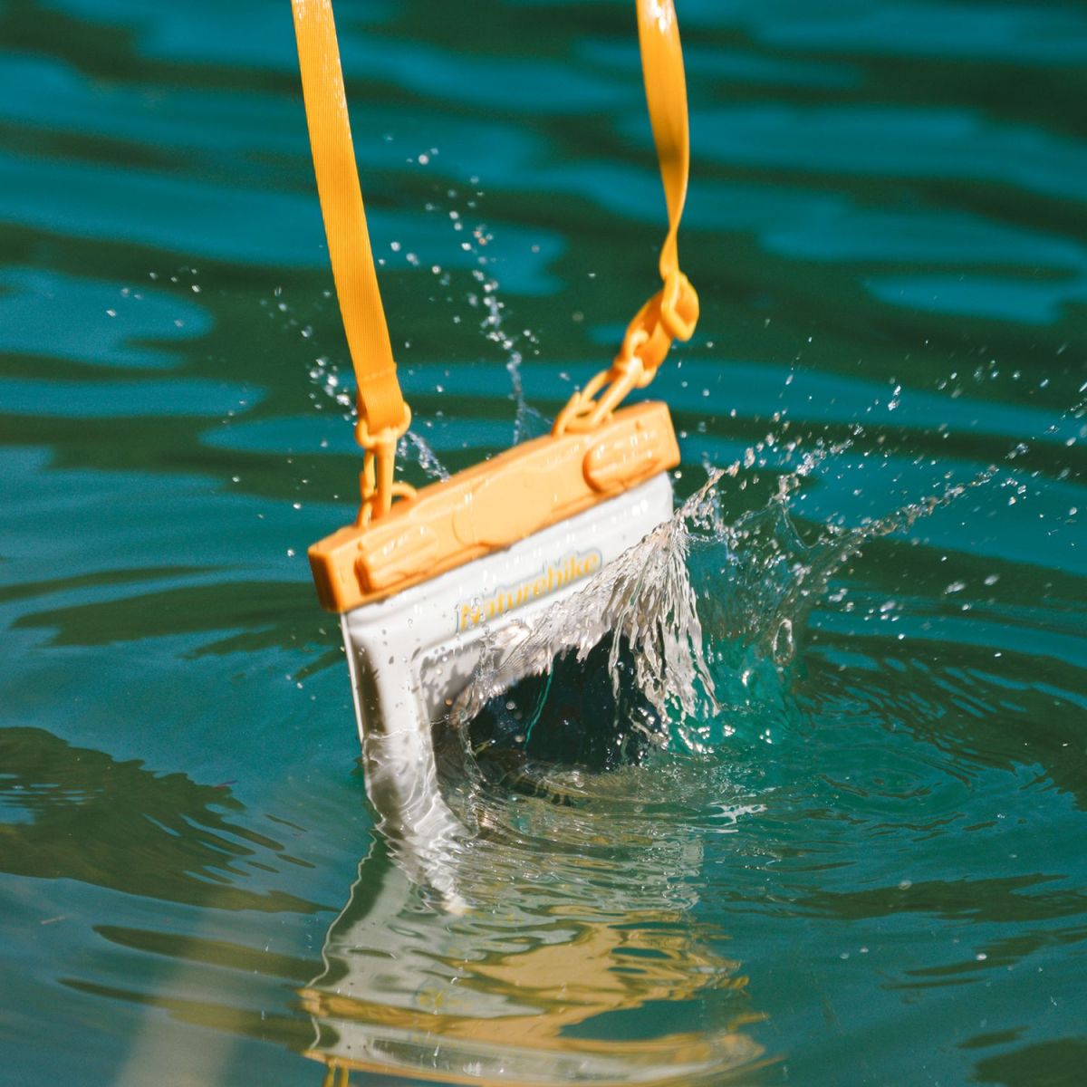 Водонепроникний чохол для телефону Naturehike CNK2300BS015, темно-зелений