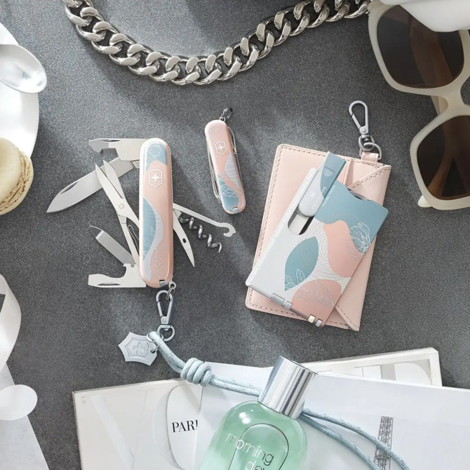 Картка-мультитул Victorinox SWISSCARD Classic Paris Style 0.7100.E221