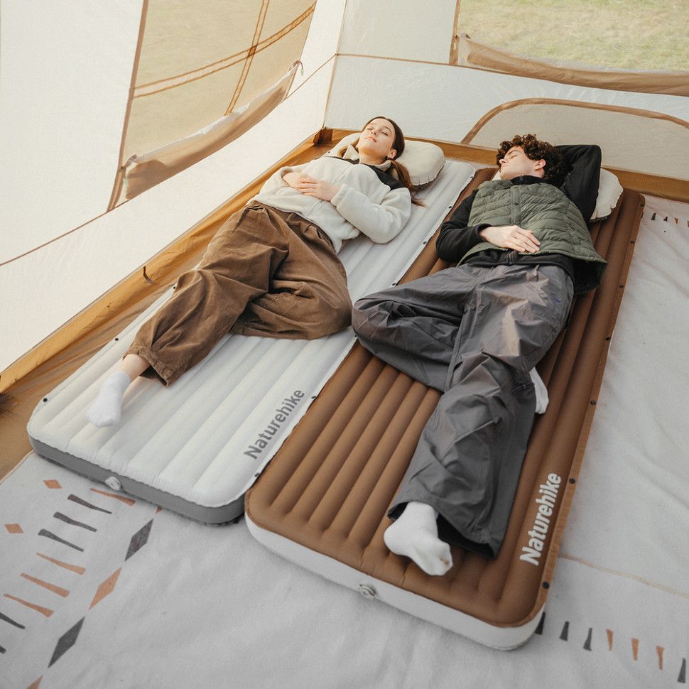 Матрац туристичний надувний одномісний  Naturehike CNK2450WS035, 198х68х9.5 см, коричневий із вбудов