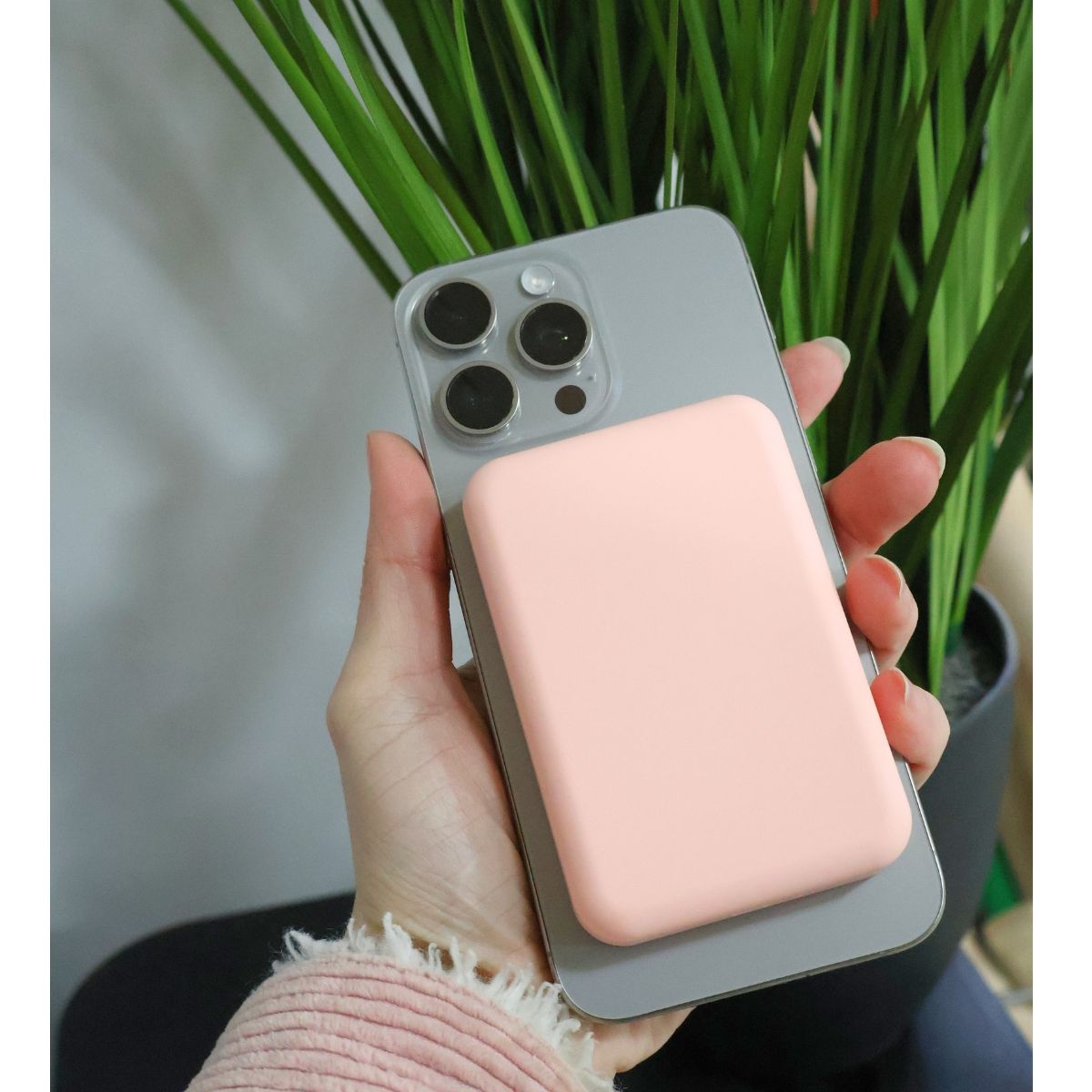 Power Bank 10000 мАг з бездротовою зарядкою, рожевий