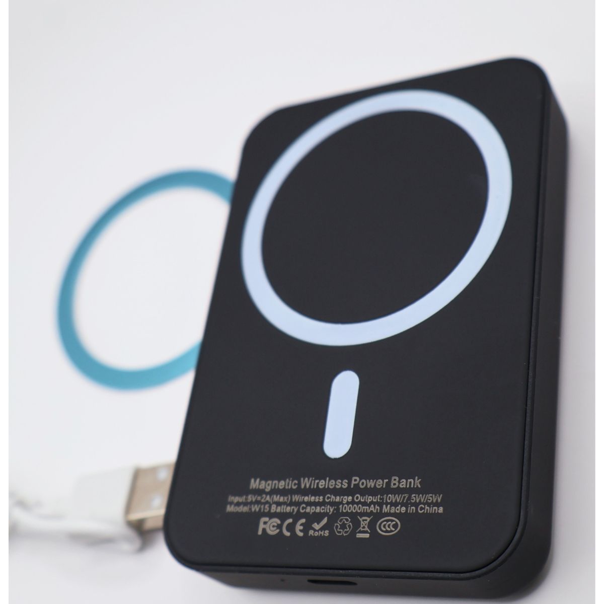 Power Bank 5000 мАг з бездротовою зарядкою, чорний