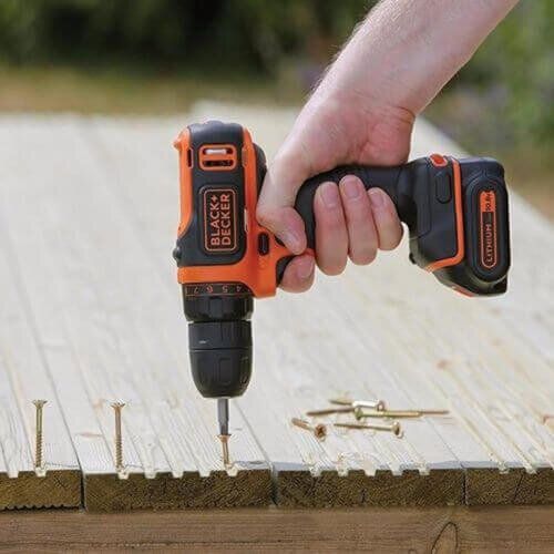 Дриль-шурупокрут акумуляторний BLACK+DECKER BDCD