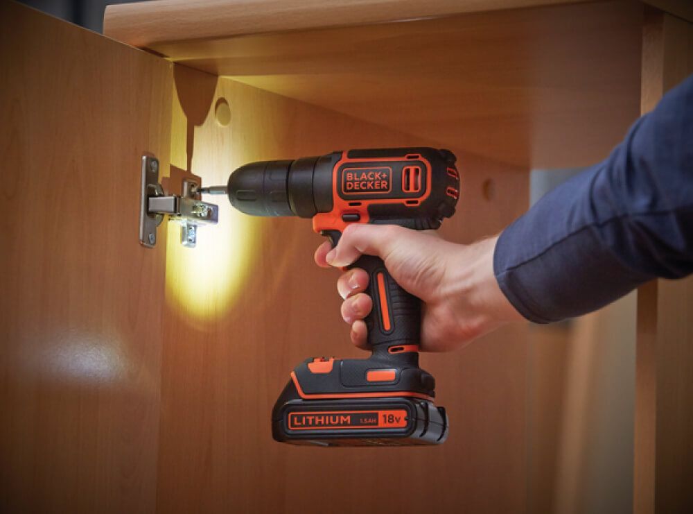 Дриль-шурупокрут акумуляторний BLACK+DECKER BDCD
