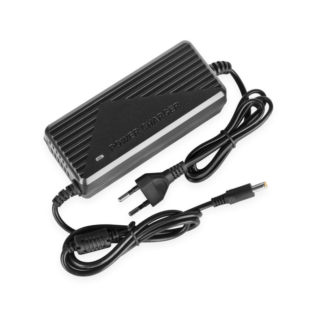 Багатофункціональна портативна зарядна станція LP CHARGER MPPT 1000 Max (1000W, 960Wh)