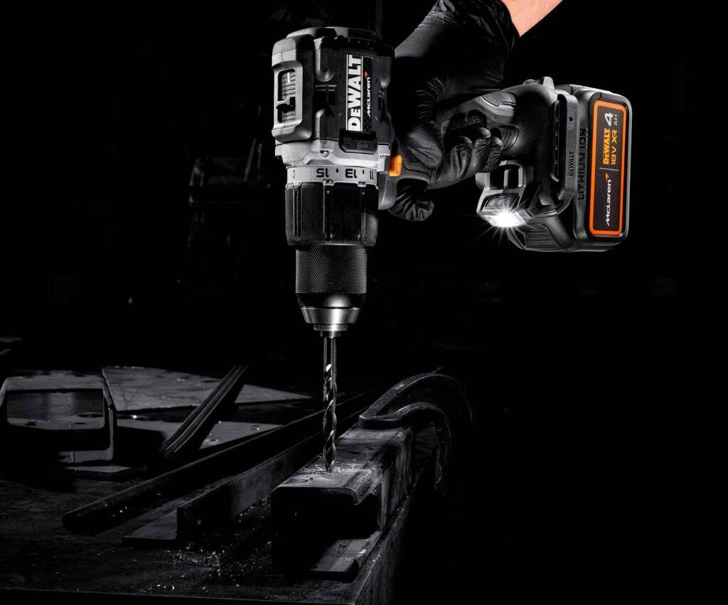 Дриль-шурупокрут ударний McLaren F1 TEAM LIMITED EDITION DeWALT DCD85MM2T