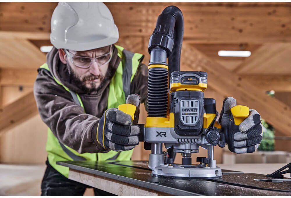 Фрезер акумуляторний безщітковий DeWALT DCW620H2