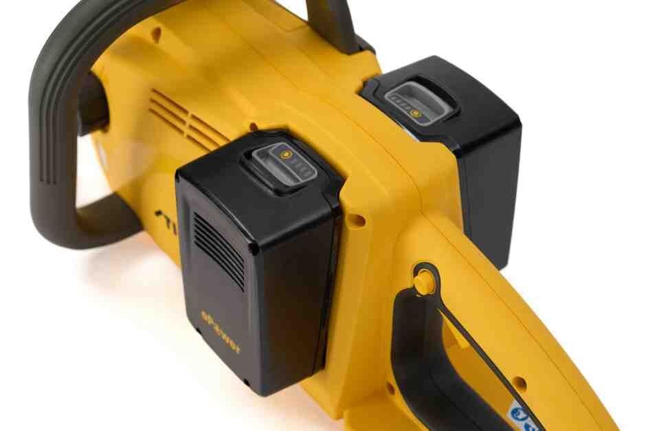 Пила ланцюгова акумуляторна безщіткова STIGA CS300eKit