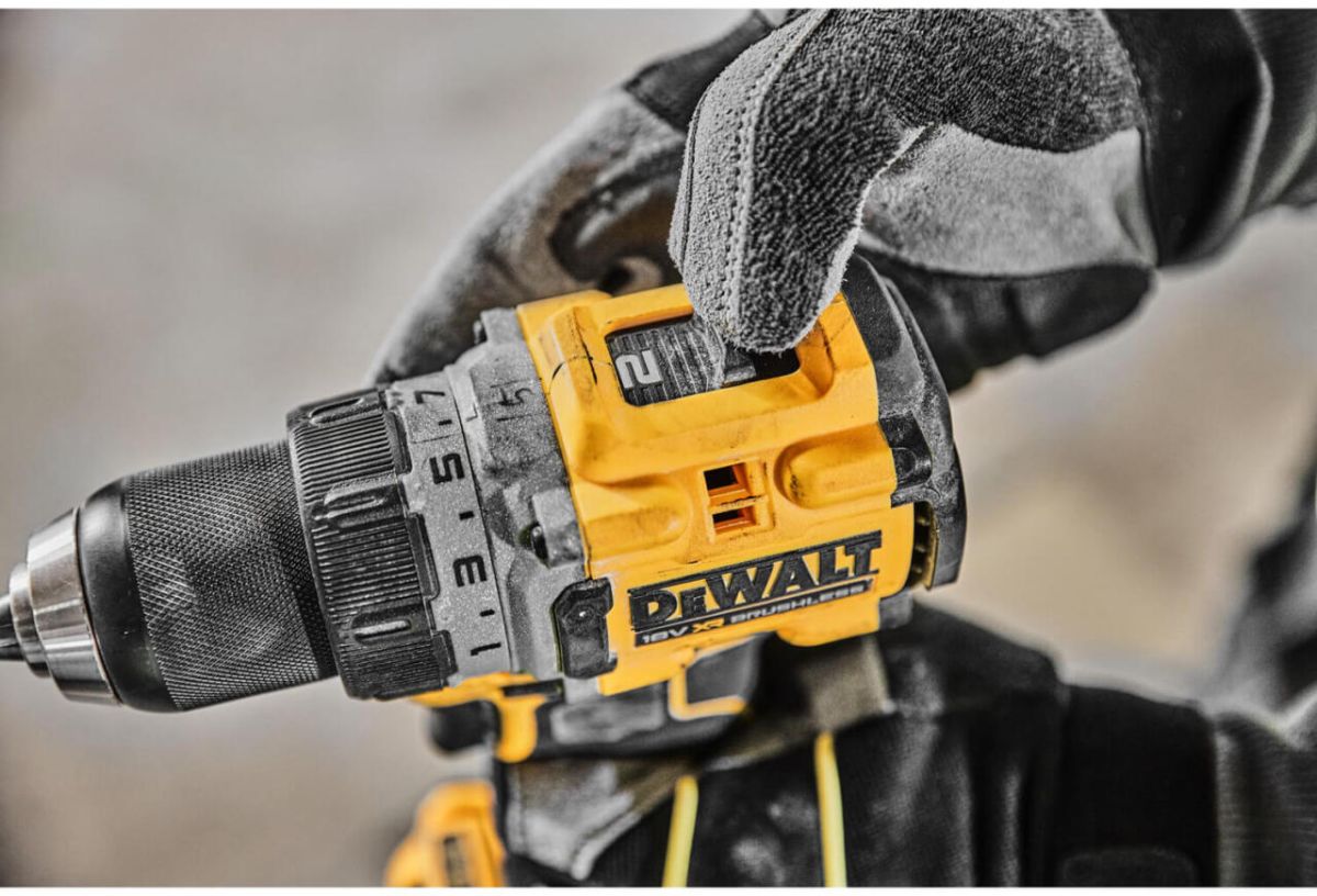 Дриль-шуруповерт акумуляторна безщіткова DeWALT