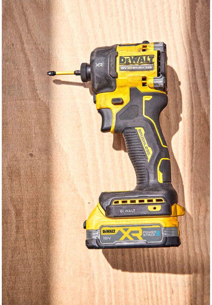 Шурупокрут ударний гідравлічний акумуляторний безщітковий DeWALT DCF870NT