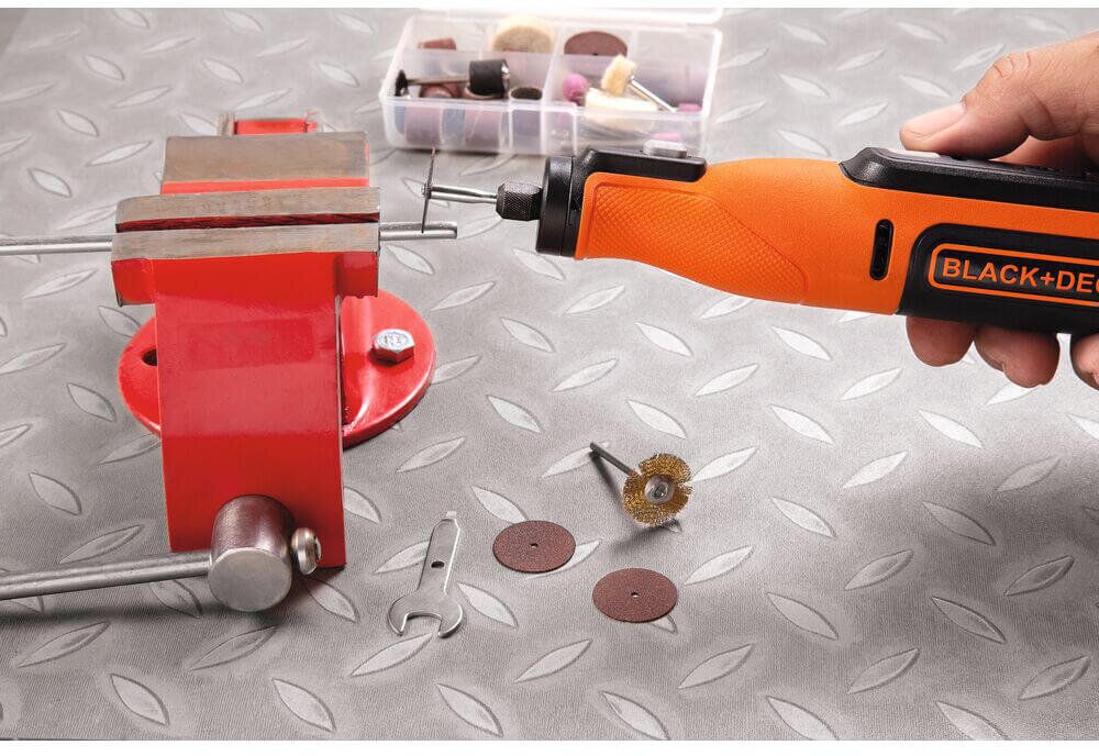 Багатофункціональний інструмент акумуляторний BLACK+DECKER BCRT8I