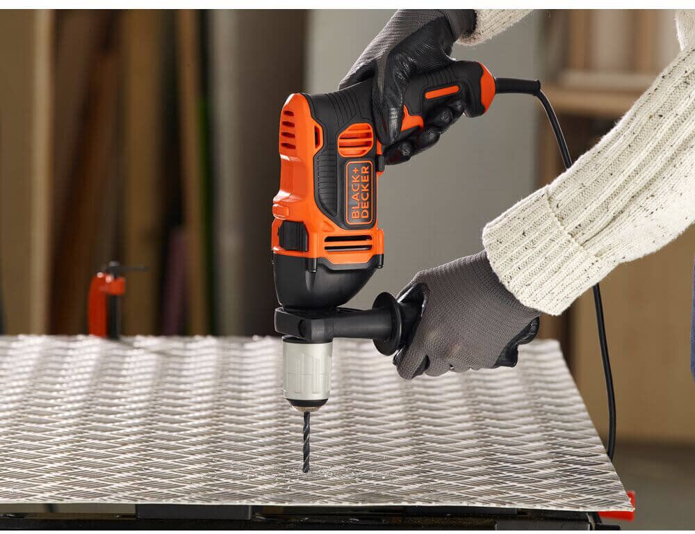 Дриль мережевий ударний BLACK+DECKER BEH850