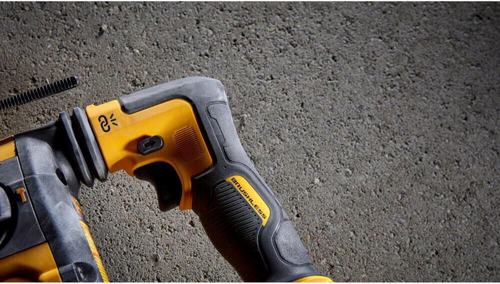 Перфоратор акумуляторний безщітковий SDS-Plus DeWALT DCH416NT