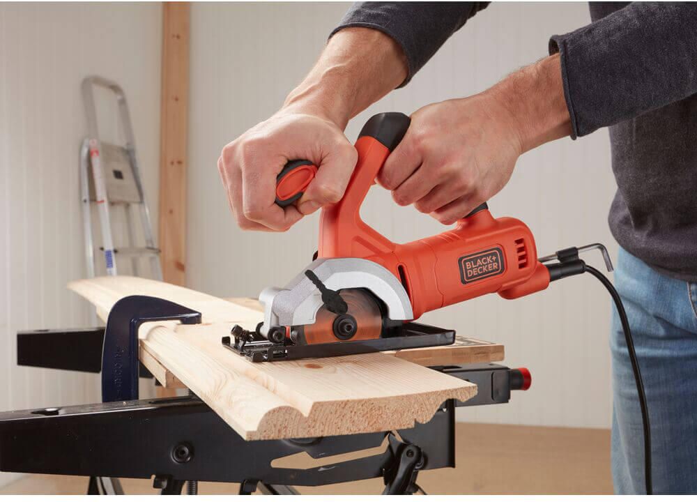 Пила дискова мережева BLACK+DECKER BES510