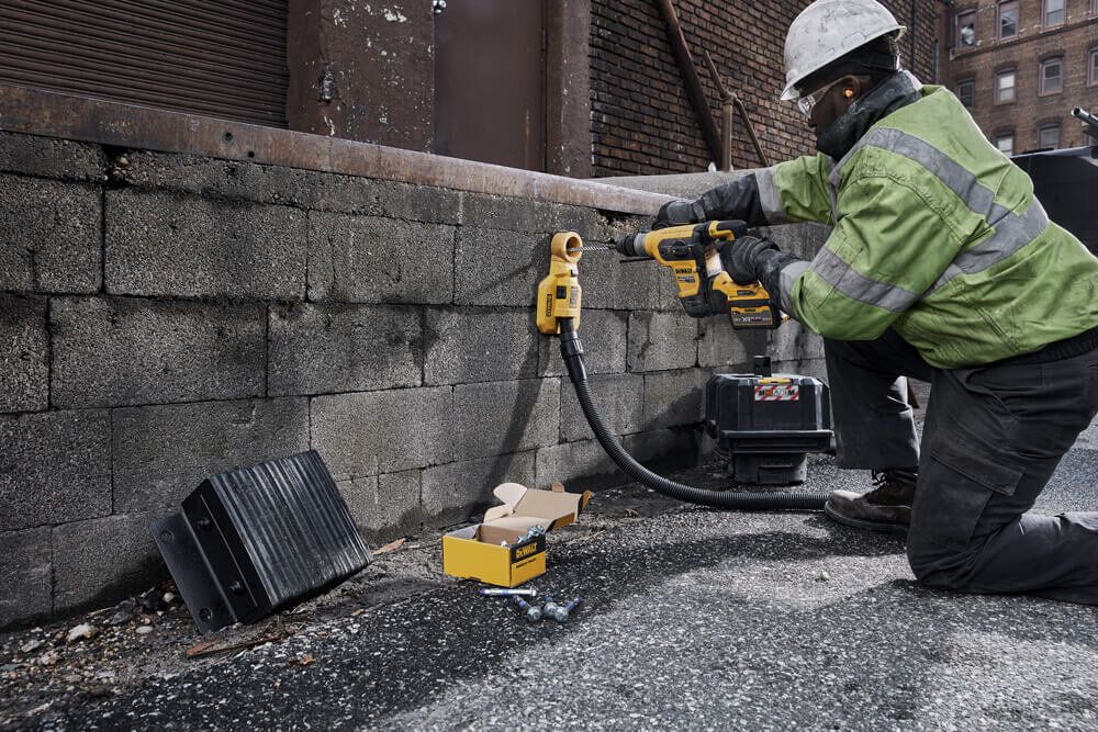 Перфоратор акумуляторний безщітковий SDS-Plus DeWALT DCH417X2