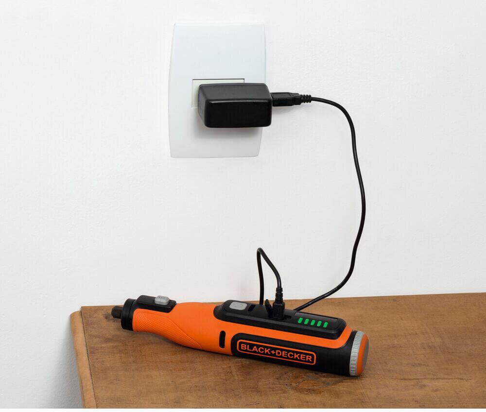 Багатофункціональний інструмент акумуляторний BLACK+DECKER BCRT8I