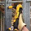 Дриль-шурупокрут кутовий акумуляторний DeWALT DC